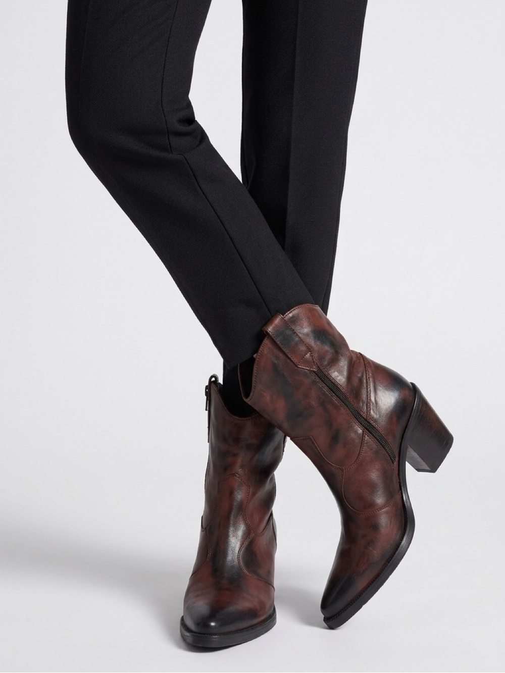 Women’s Brown Leather Ankle cowboy style Boots